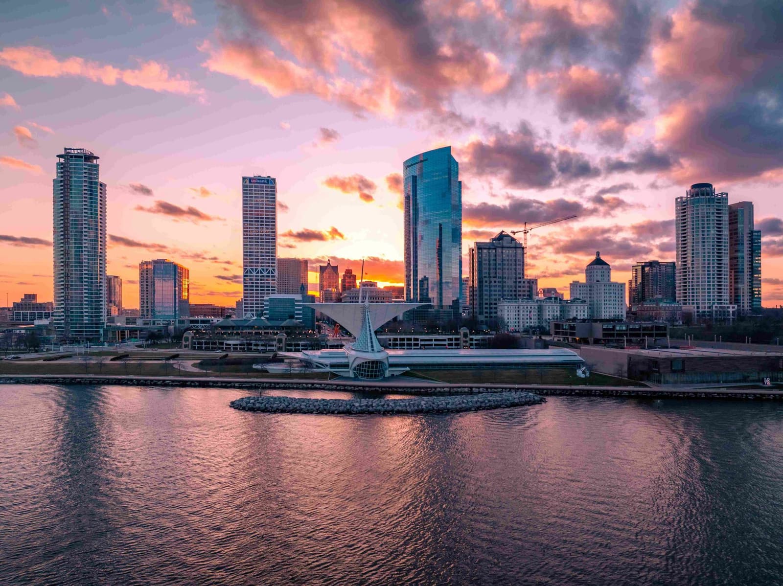 Milwaukee Wisconsin skyline — StarPro commercial cleaning serves all of Milwaukee city